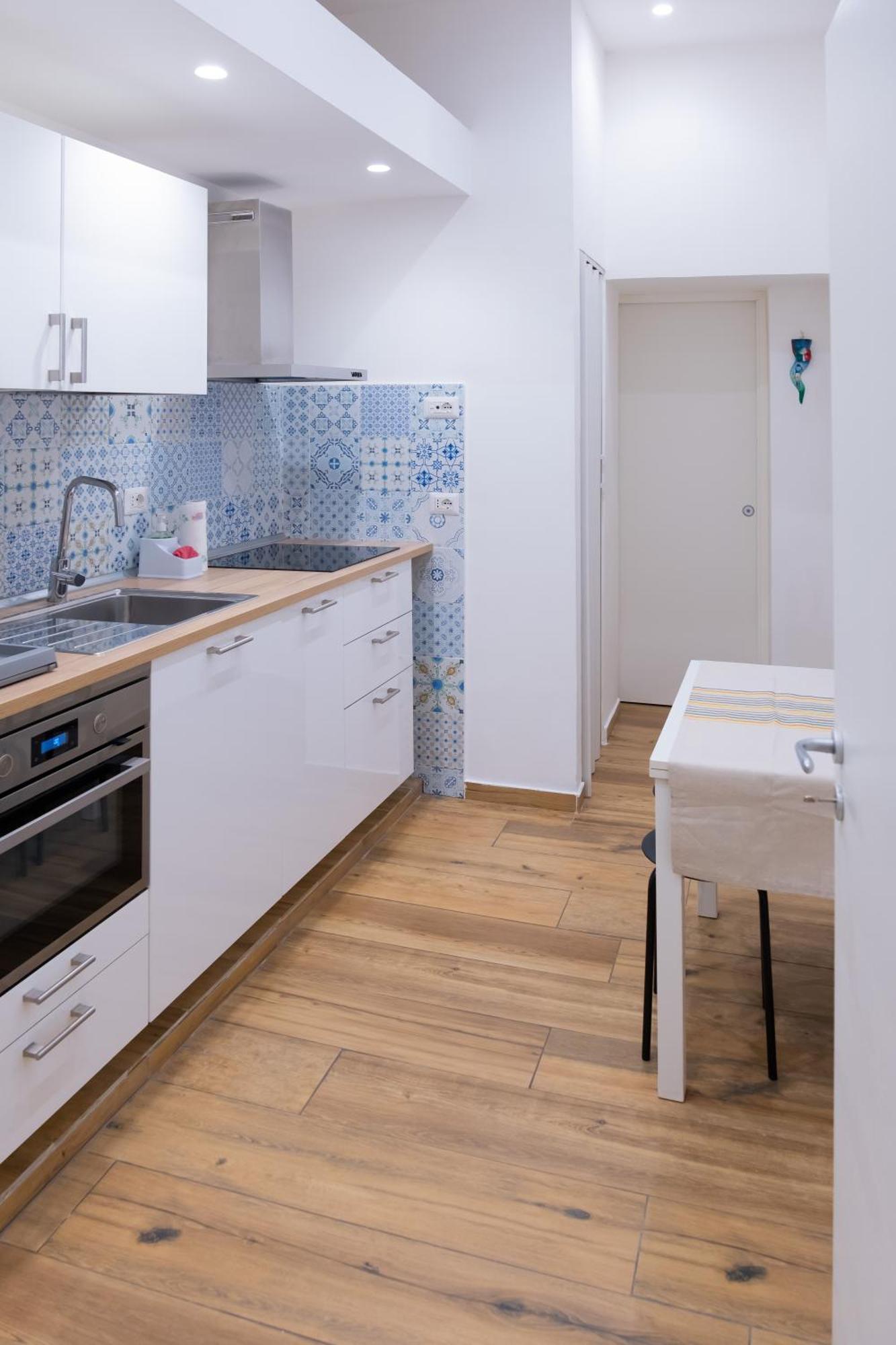 Colibri A Piazza Dante Appartement Naples