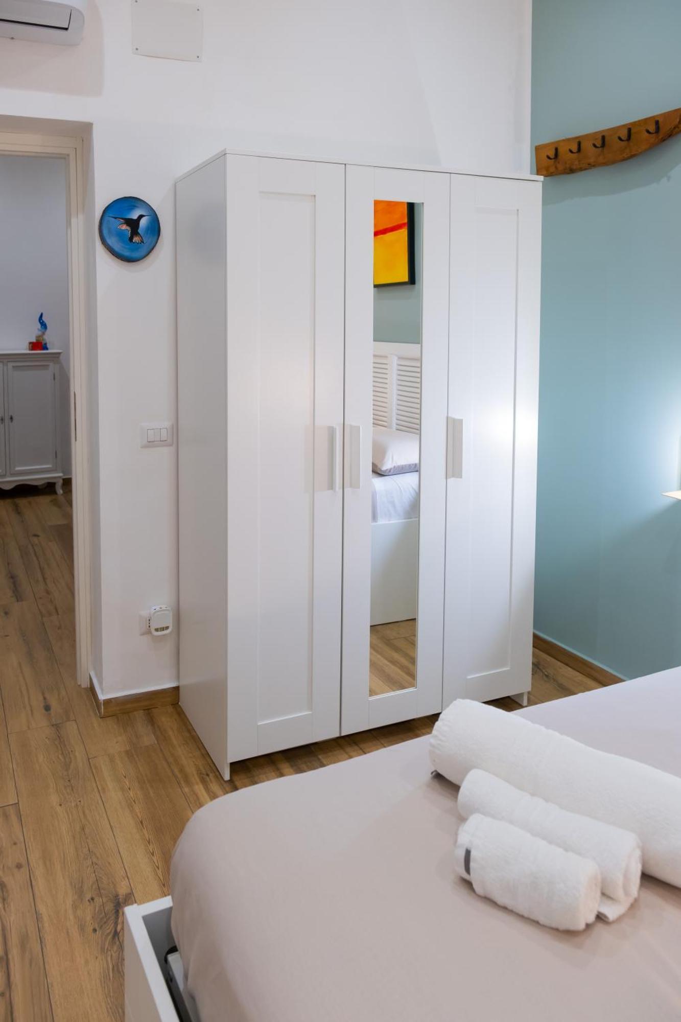 Appartement Colibri A Piazza Dante Naples