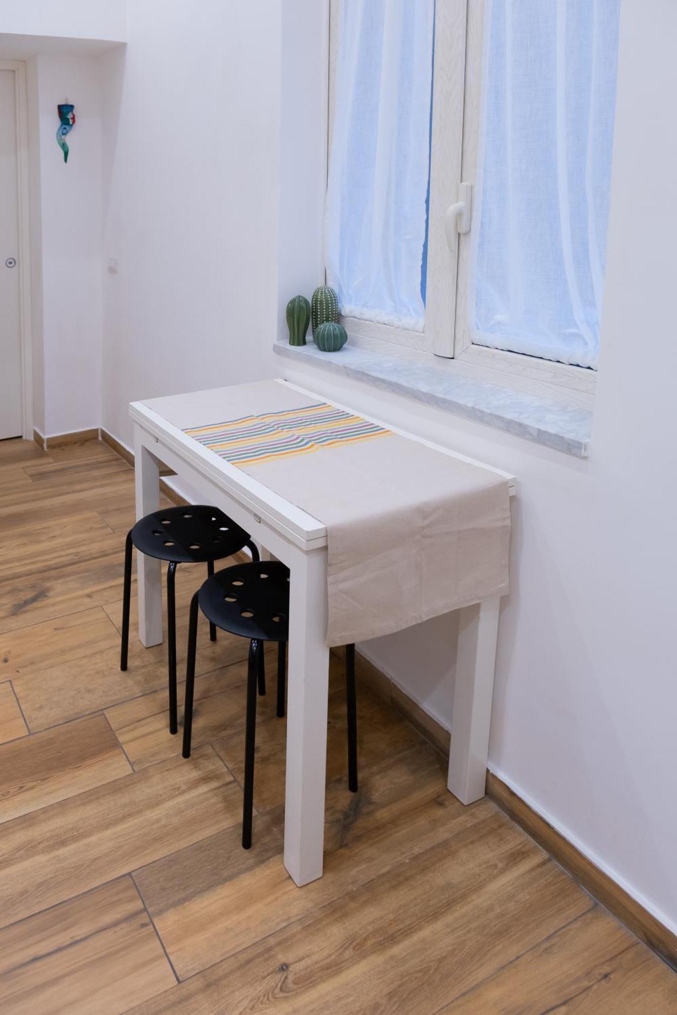 Colibri A Piazza Dante Appartement *